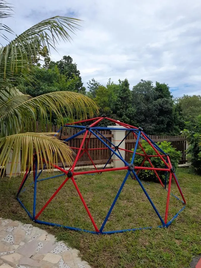 Eden Crest Villa Anse La Raye 0*,  Saint Lucia